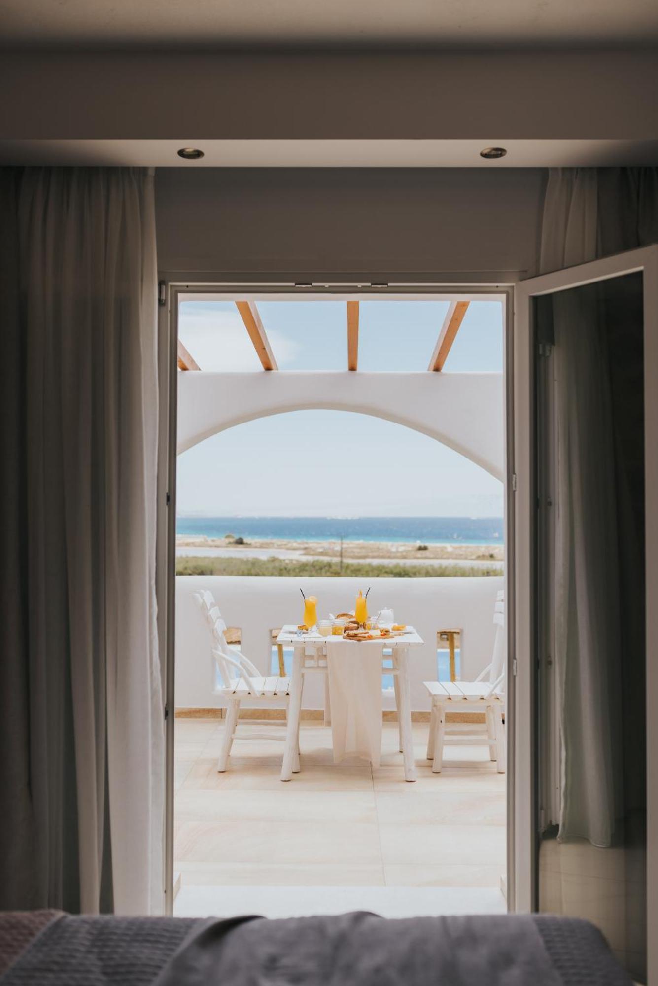 Naxos Grand Hotel Naxos City Exterior foto
